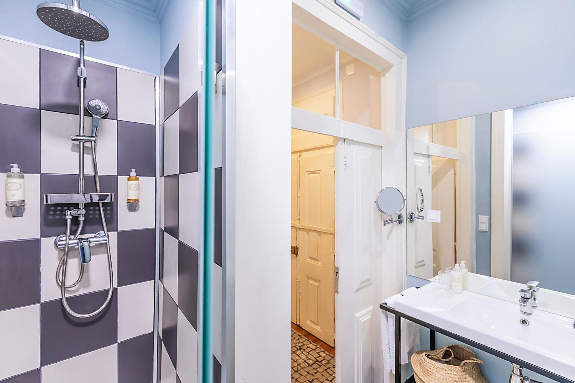 Lr Guest House Lisboa Dış mekan fotoğraf